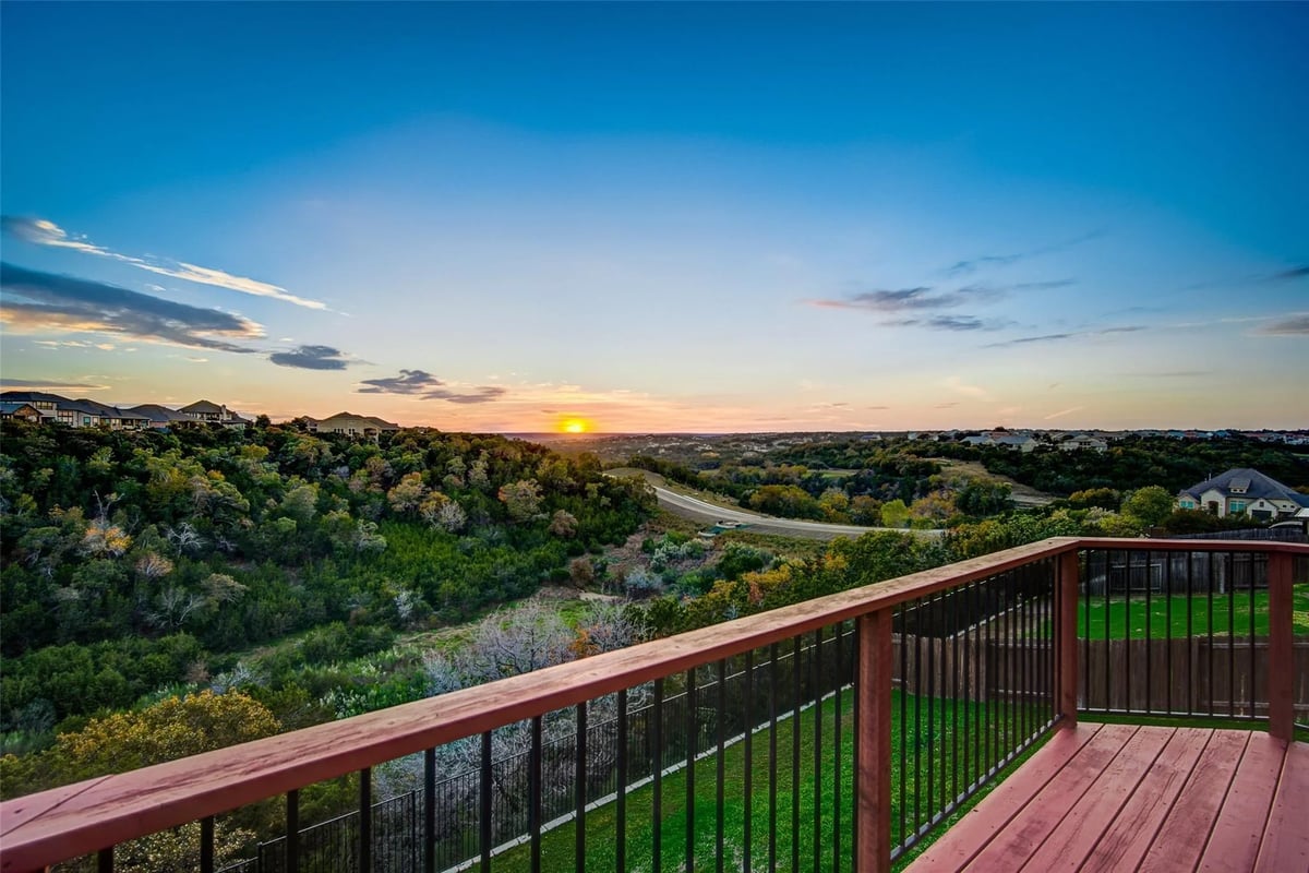 2228 Long Bow Dr - Sold by Keenan Group