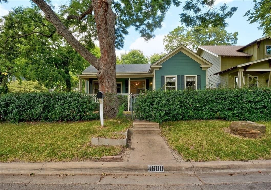 4600 AVENUE C - Sold by Keenan Group