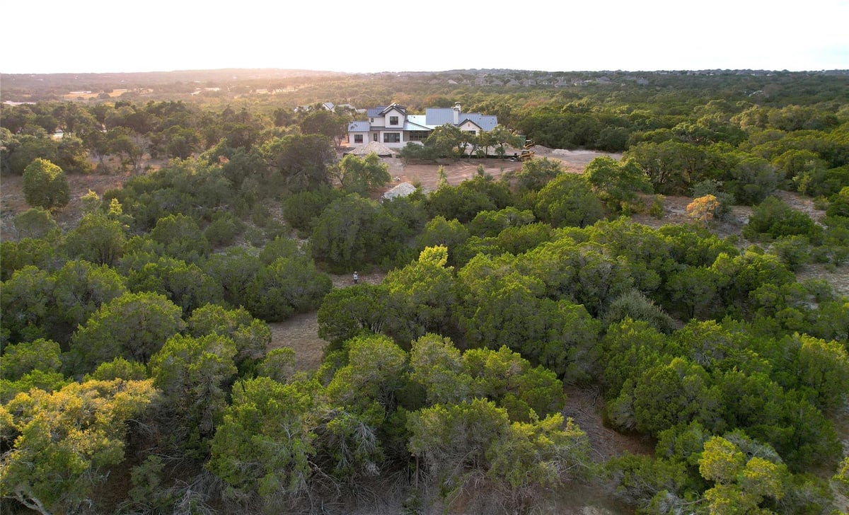 View 0 Broadwing CV in Hawkridge 0 Broadwing CV - front exterior - Luxury lot in Hawkridge, Austin, TX