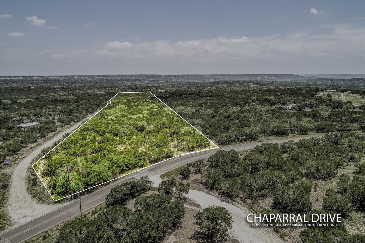 Living area at 0 Chaparral Dr - Roundmountain Oaks, Leander, TX