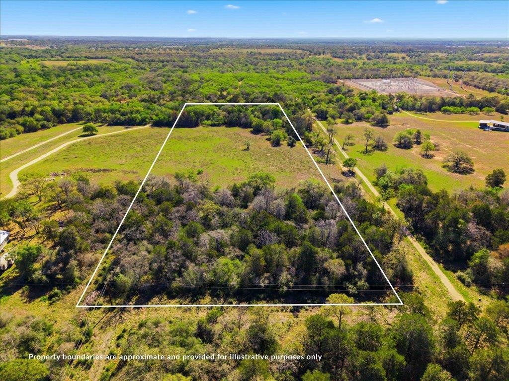 View 0 Cr 437 in none 0 Cr 437 - front exterior - Luxury home in none, Gonzales, TX