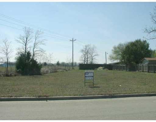 View 0 E Hempstead ST 0 E Hempstead ST - front exterior - Luxury lot in Giddings, TX
