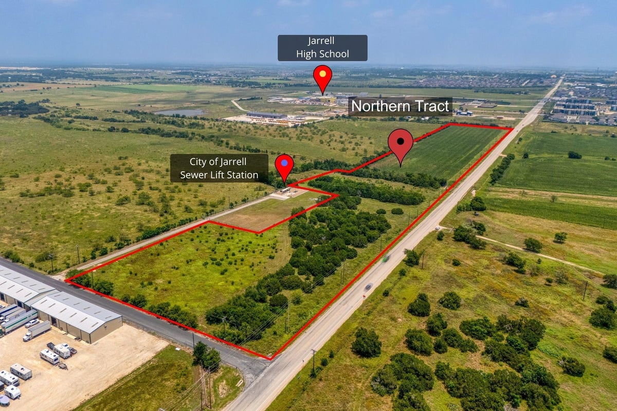 View 0 FM 487 in J002D35H - JARRELL ISD RURAL BEFORE 1990 0 FM 487 - front exterior - Luxury home in J002D35H - JARRELL ISD RURAL BEFORE 1990, Jarrell, TX