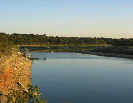 View 0 Mathis CIR 0 Mathis CIR - front exterior - Luxury lot in Spicewood, TX