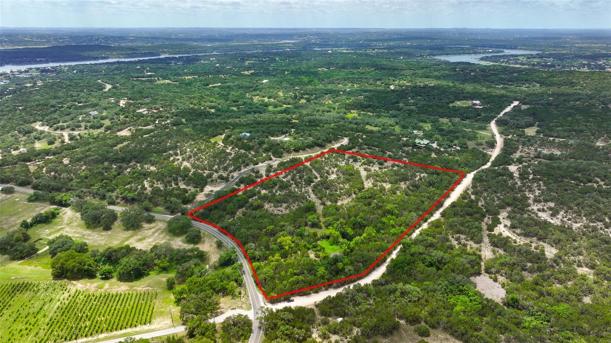 View 0 Travis Peak Trl in English 0 Travis Peak Trl - front exterior - Luxury home in English, Marble Falls, TX
