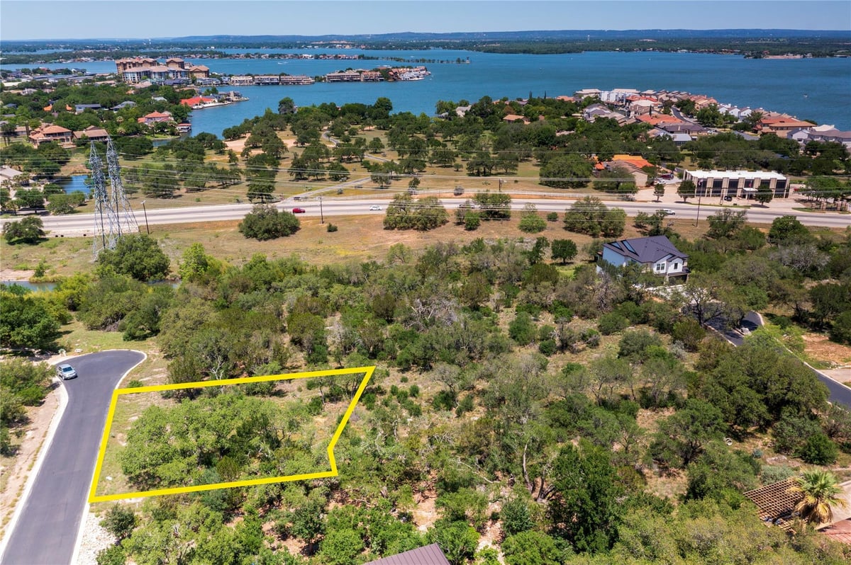 View 0 Twin Sails in Horseshoe Bay North 0 Twin Sails - front exterior - Luxury lot in Horseshoe Bay North, Horseshoe Bay, TX