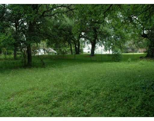 View 0 Windoak in Southgate (see attachment) 0 Windoak - front exterior - Luxury lot in Southgate (see attachment), Austin, TX