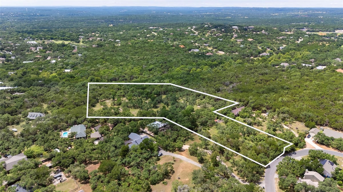 Primary bedroom at 00 Brookmeadow Dr - Woodcreek, Wimberley, TX