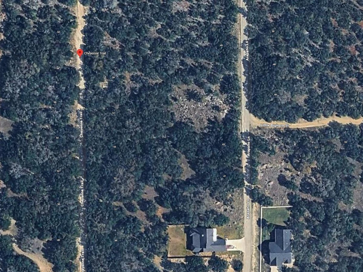 Living area at 00 Cheyenne Trl - Woodcreek Sec 13, Wimberley, TX