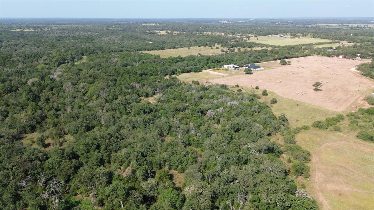 View 00 TBD Fm 535 in Bymer, Bernard 00 TBD Fm 535 - front exterior - Luxury lot in Bymer, Bernard, Cedar Creek, TX