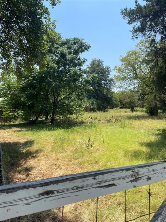 View 00 Thrasher LN in 607 Montopolis 00 Thrasher LN - property photo 1 - Luxury lot in 607 Montopolis, Austin, TX