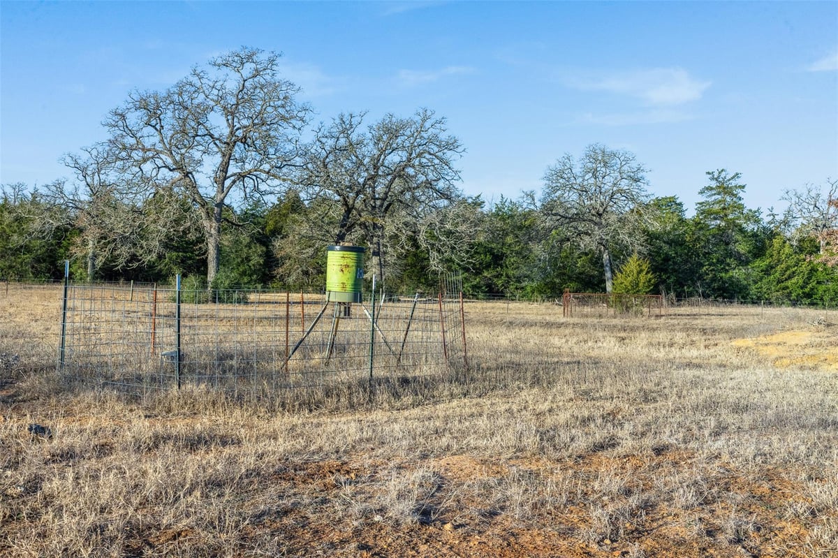 Primary bedroom at 000 Cr 332 - A218, Paige, TX