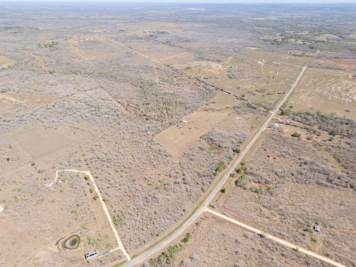 View 000 FM 2814 000 FM 2814 - front exterior - Luxury lot in Waelder, TX
