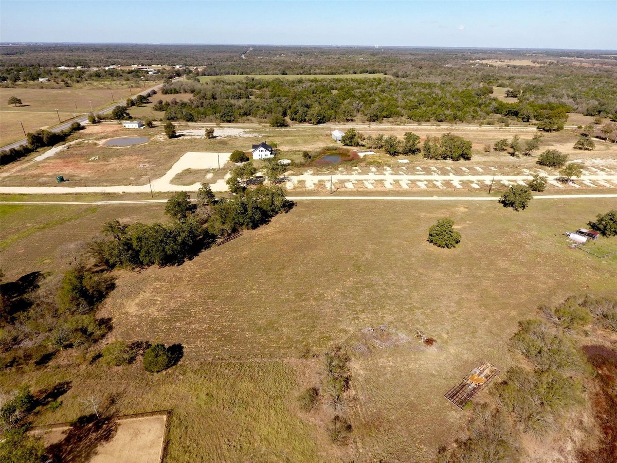 View 000 Fm 812 RD in Stidham, Zachariah 000 Fm 812 RD - property photo 1 - Luxury lot in Stidham, Zachariah, Cedar Creek, TX