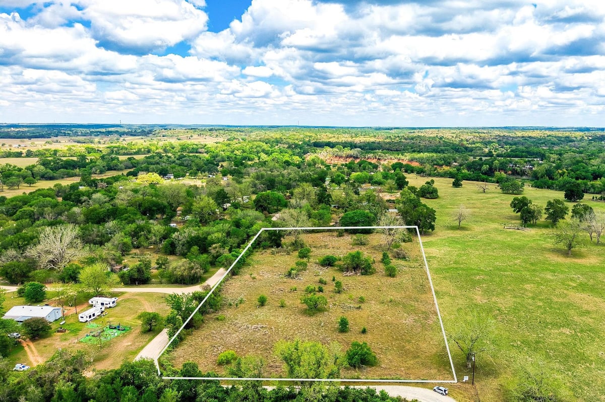 Virtual tour of 000 Hidden Shores Loop