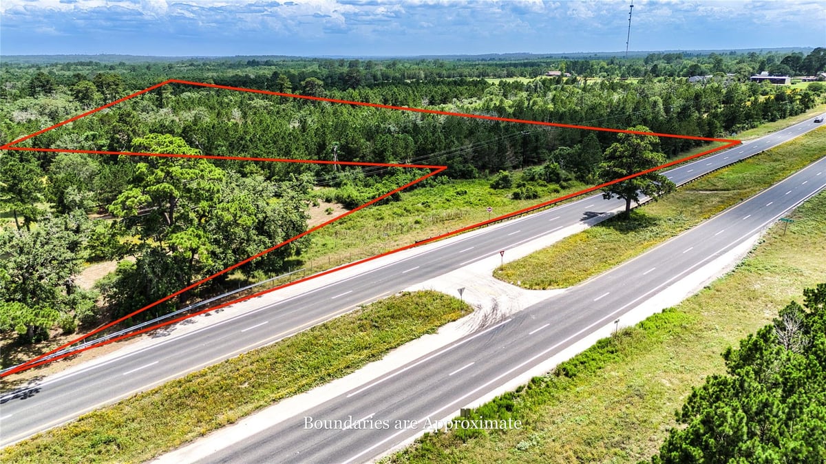 View 000 Hwy 21 E in Bastrop Town 000 Hwy 21 E - property photo 1 - Luxury lot in Bastrop Town, Paige, TX