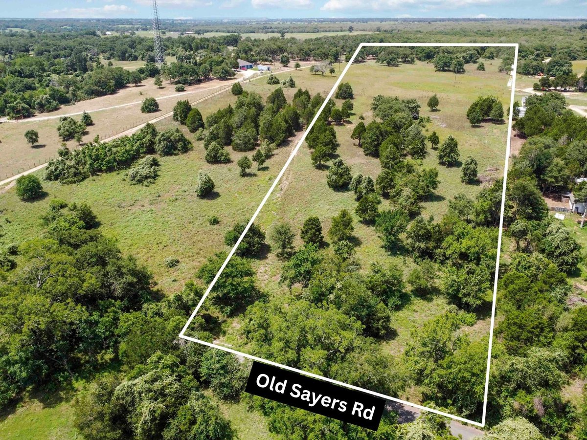 View 000 Old Sayers RD in (NBHD0512) ELGIN RURAL 002 000 Old Sayers RD - front exterior - Luxury lot in (NBHD0512) ELGIN RURAL 002, Bastrop, TX