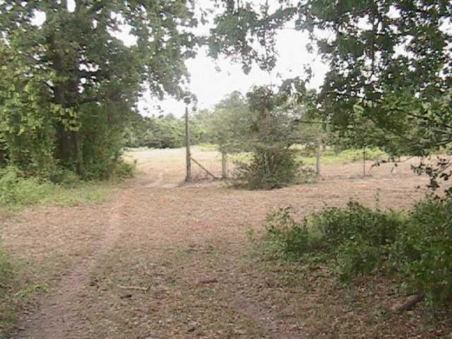 View 0000 Cr 348 Loop in Gause 0000 Cr 348 Loop, photo 1, Gause, Gause, TX