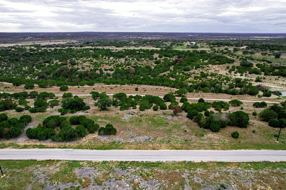 000000 River Shoals Dr - front exterior - Luxury lot in River Hills Ranches Ph 2-A 101, Kempner, TX