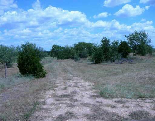 View 1 Ballerstedt RD 1 Ballerstedt RD - front exterior - Luxury lot in Manor, TX