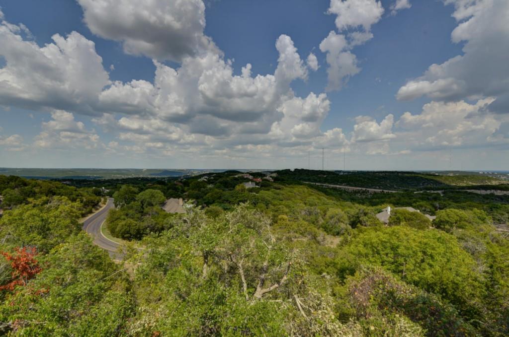 View 10 Hedge Ln in Rob Roy 10 Hedge Ln - front exterior - Luxury home in Rob Roy, Austin, TX