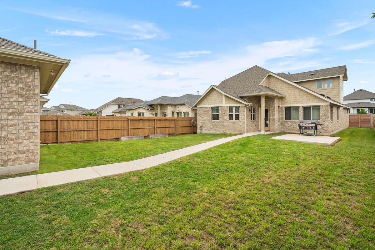 View 100 Arabian Colt DR in Saddlecreek 100 Arabian Colt DR - front exterior - Luxury home in Saddlecreek, Georgetown, TX