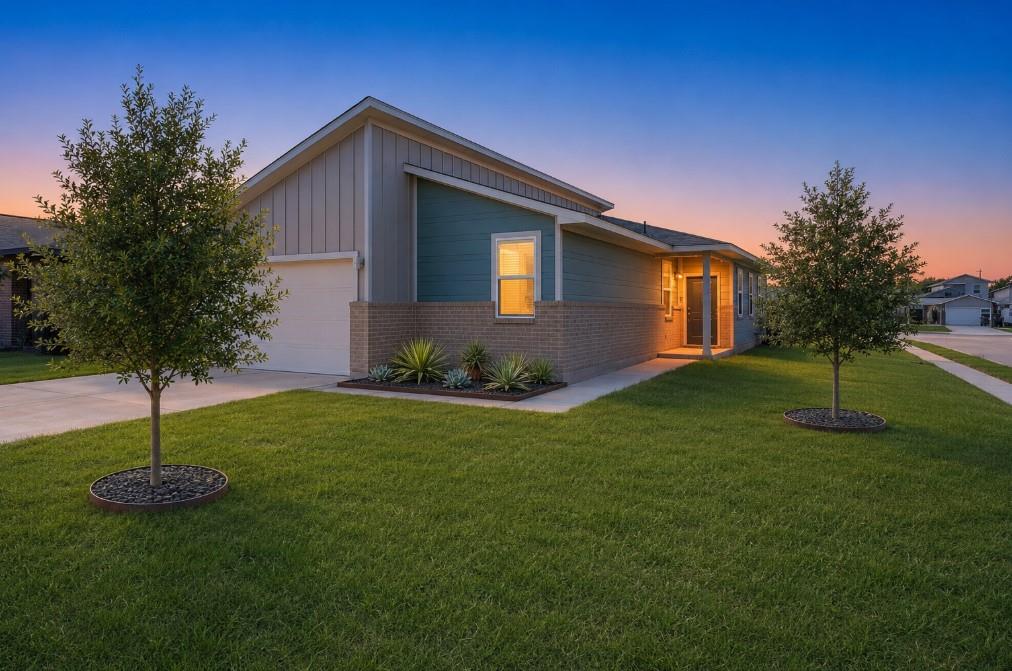 View 100 Centuryplant RD in WILDLEAF 100 Centuryplant RD - property photo 1 - Luxury home in WILDLEAF, Leander, TX