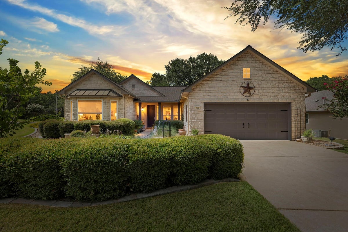 View 100 Enchanted DR in Sun City 100 Enchanted DR - front exterior - Luxury home in Sun City, Georgetown, TX