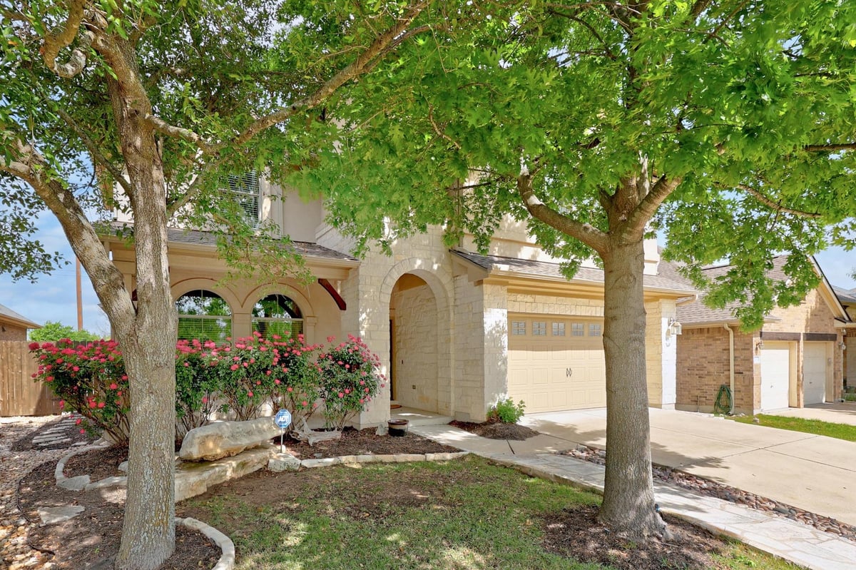 View 100 Navigator Dr in Highland Horizon Ph 01 100 Navigator Dr - front exterior - Luxury home in Highland Horizon Ph 01, Austin, TX