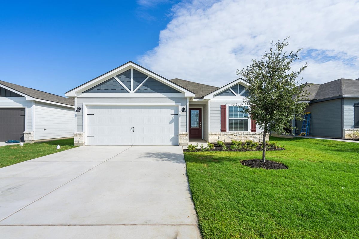 View 100 Paria CT in Colson Ranch 100 Paria CT - front exterior - Luxury home in Colson Ranch, Jarrell, TX