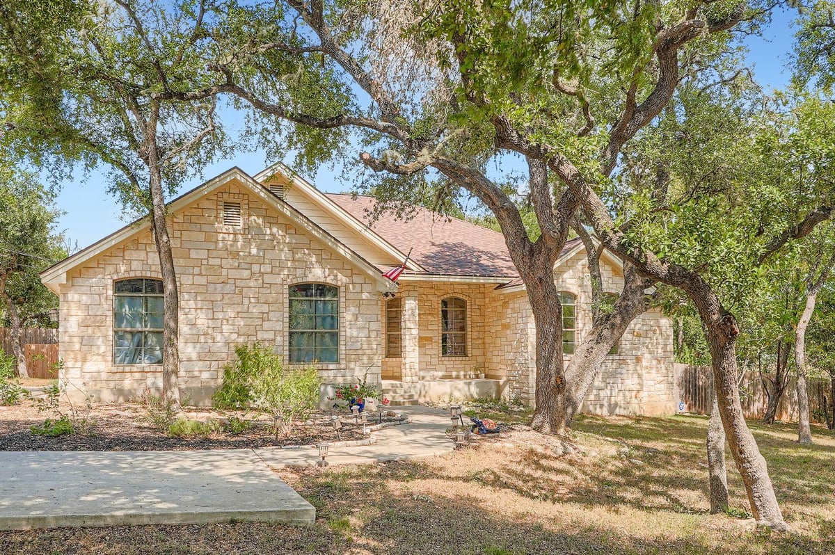 Kitchen at 100 Quarry Springs Dr - 3 bed 2 bath home