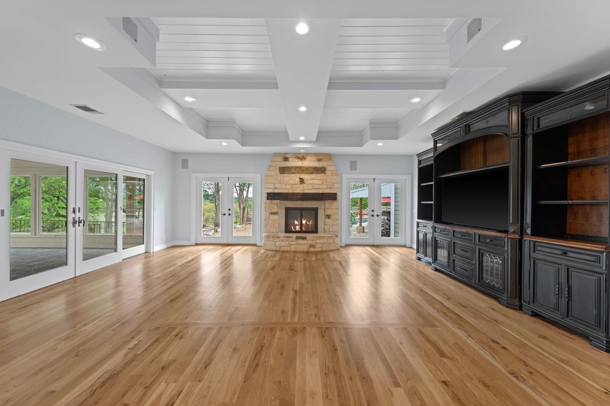 Primary bedroom at 100 Rainbows End - 4 bed 3 bath home