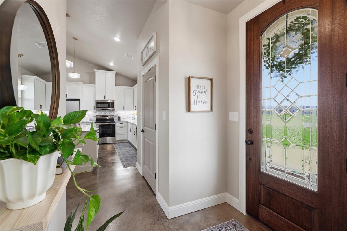 Kitchen at 1000 Apache Trl - 3 bed 2 bath home