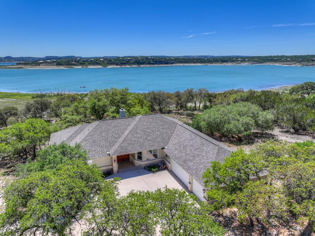 View 1000 Bamc Dr in Canyon Lake Island 1000 Bamc Dr - front exterior - Luxury home in Canyon Lake Island, Canyon Lake, TX