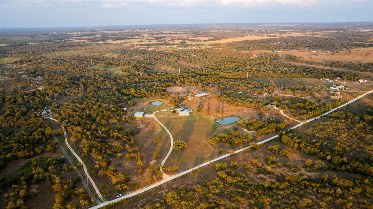 View 1000 Oil Field Rd in A264 1000 Oil Field Rd - front exterior - Luxury home in A264, Lockhart, TX