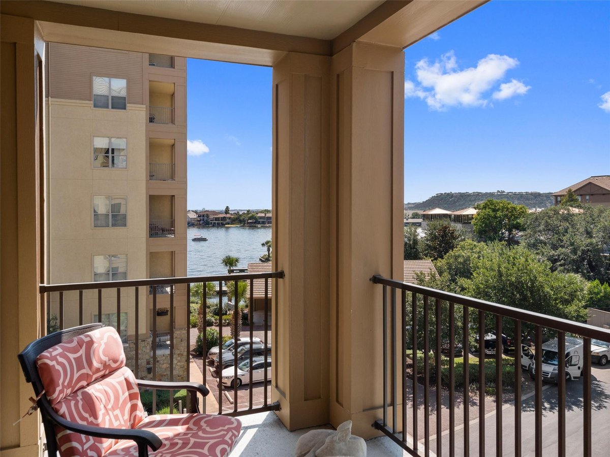 View 1000 The Cape Rd Unit #36 in The Waters at Horseshoe Bay 1000 The Cape Rd Unit #36 - front exterior - Luxury home in The Waters at Horseshoe Bay, Horseshoe Bay, TX