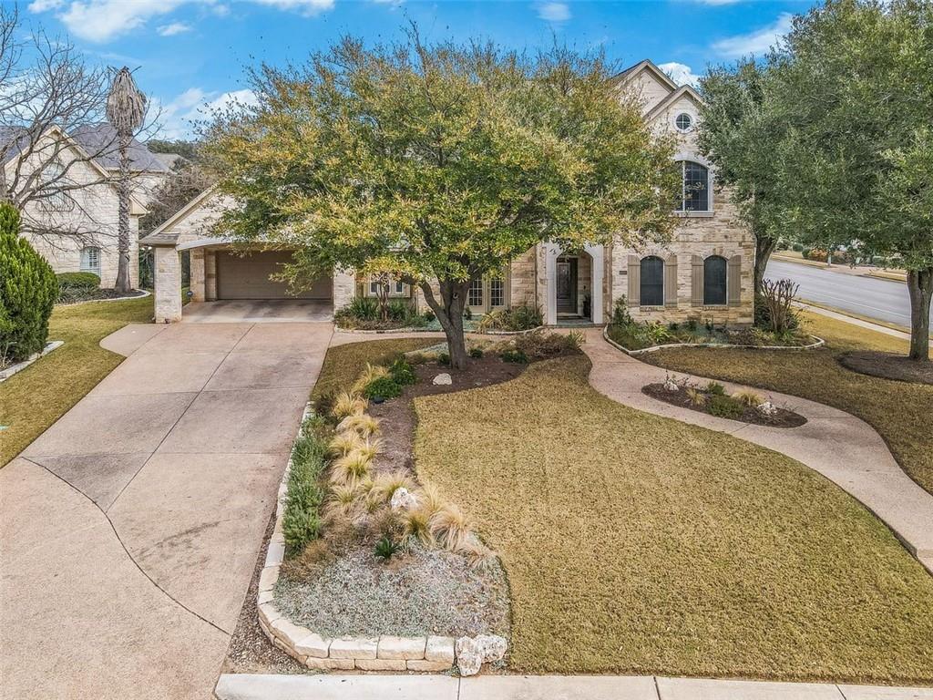 10000 CORMORANT Cv - front exterior - Luxury home in RIVER PLACE SEC 11, Austin, TX