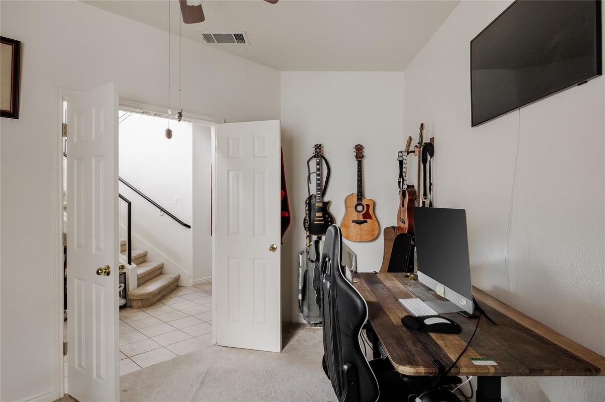Bathroom at 10008 Anahuac Trl - 4 bed 2 bath home