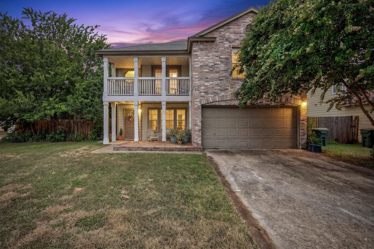1001 Canterbury TRL - property photo 1 - Luxury home in Georgian Place Ph 01, Georgetown, TX
