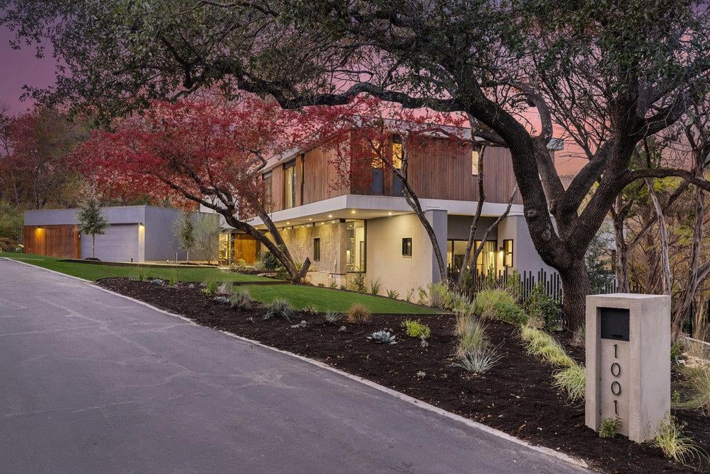 View 1001 Madrone Rd in Yaupon Ridge Amd 1001 Madrone Rd - front exterior with 1001 Madrone Rd in West Lake Hills - Luxury home in Yaupon Ridge Amd, West Lake Hill...