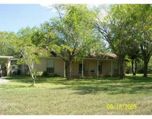 View 10011 Bitting School RD 10011 Bitting School RD - property photo 1 - Luxury home in Manor, TX