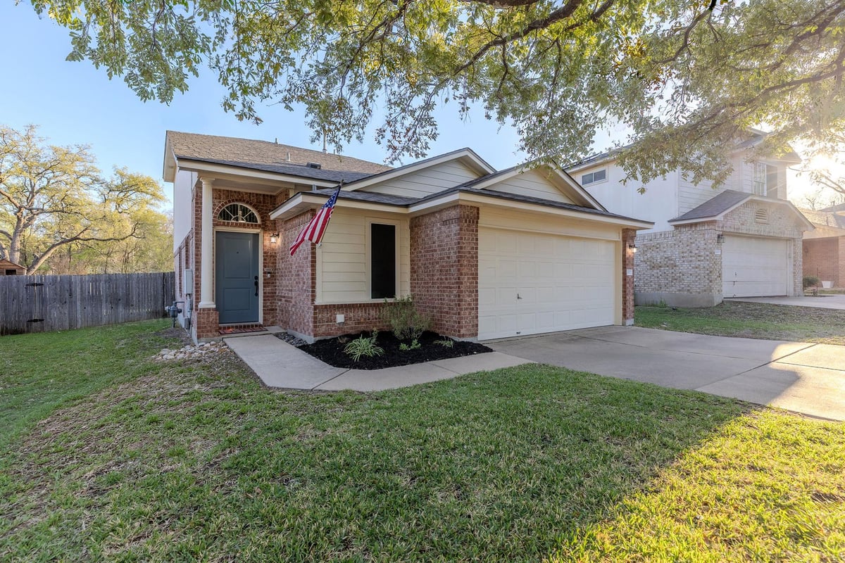 View 1002 Moser River Dr in Block House Creek Ph F Sec 01 1002 Moser River Dr - front exterior - Luxury home in Block House Creek Ph F Sec 01, Leander, TX