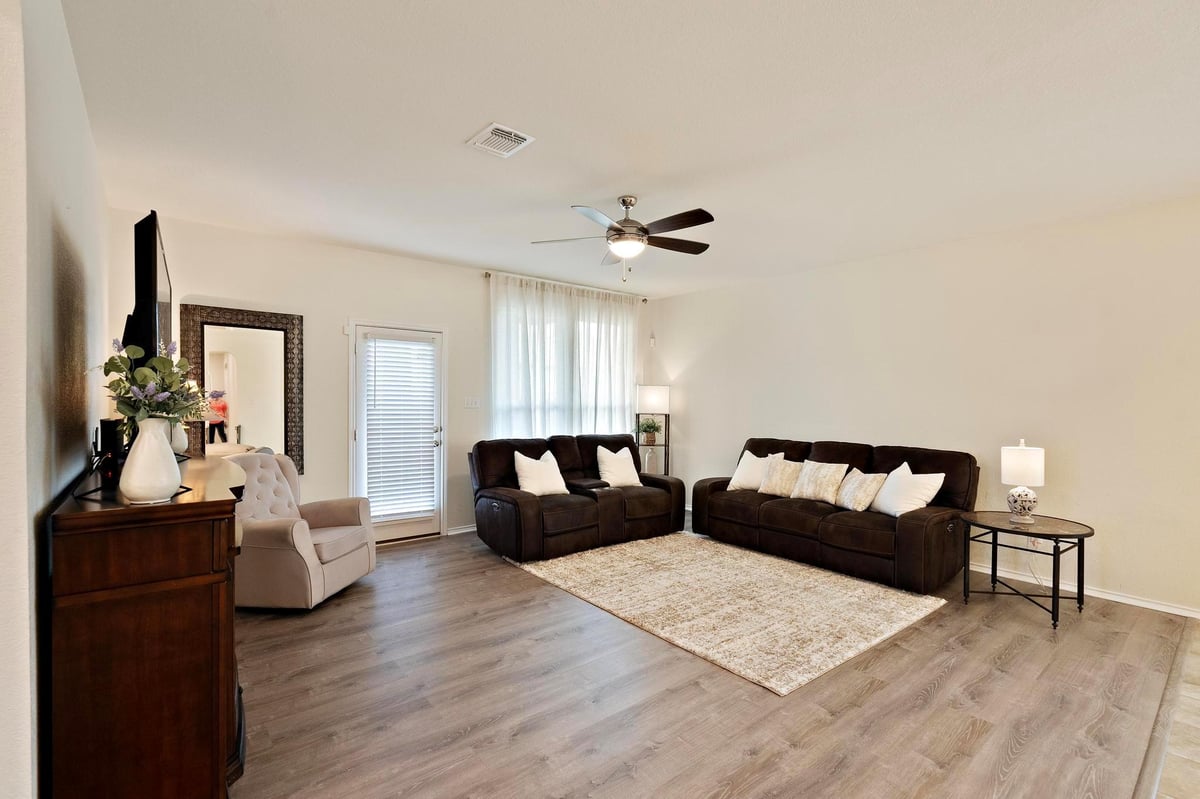 Primary bedroom at 1004 Grand Teton Trl - 4 bed 2 bath home
