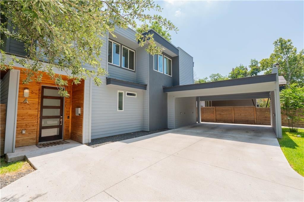 View 1004 Payne Ave Unit #A in Violet Crown Heights Sec 01 1004 Payne Ave Unit #A - front exterior - Luxury home in Violet Crown Heights Sec 01, Austin, TX