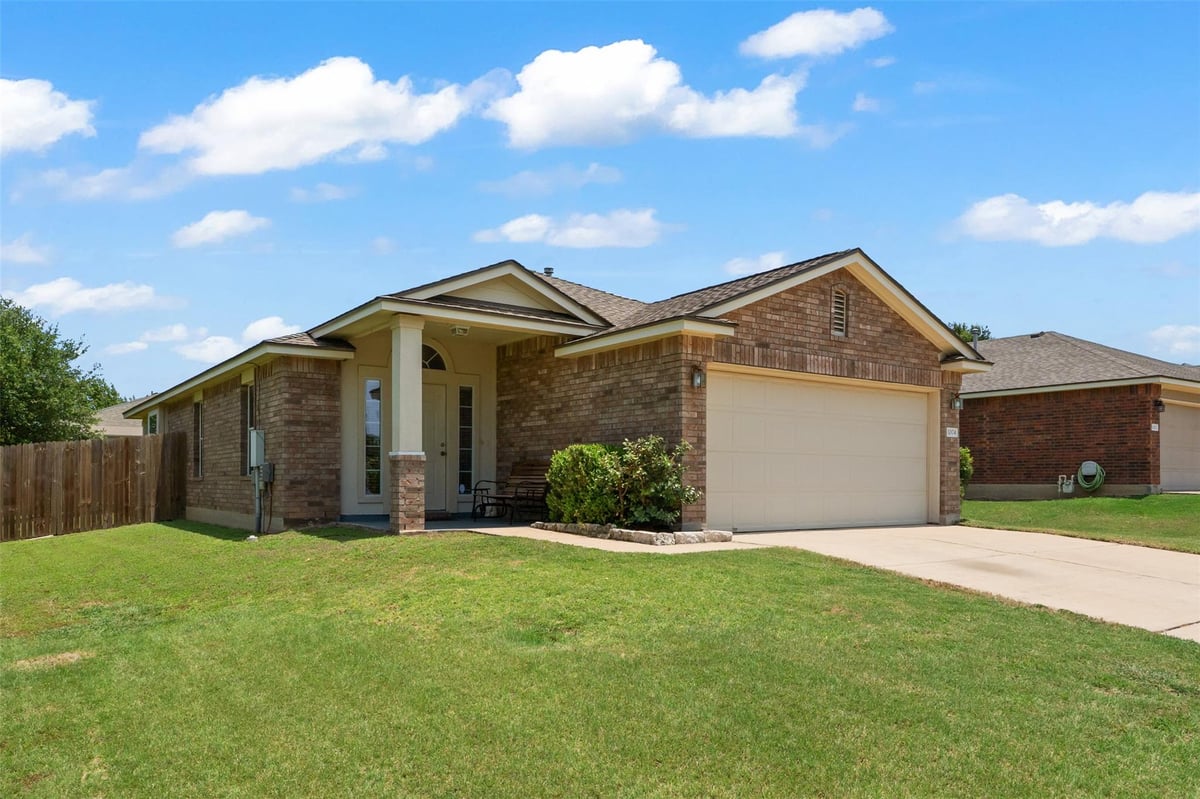 View 1004 Whitley DR in Benbrook Ranch Sec 01 Ph 02 1004 Whitley DR - front exterior - Luxury home in Benbrook Ranch Sec 01 Ph 02, Leander, TX