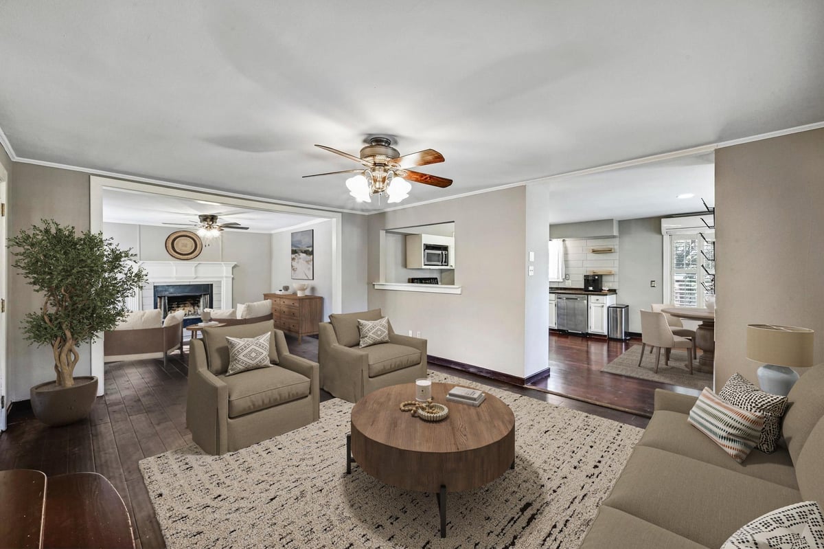 Living area at 1005 4th St - 4 bed 2 bath home