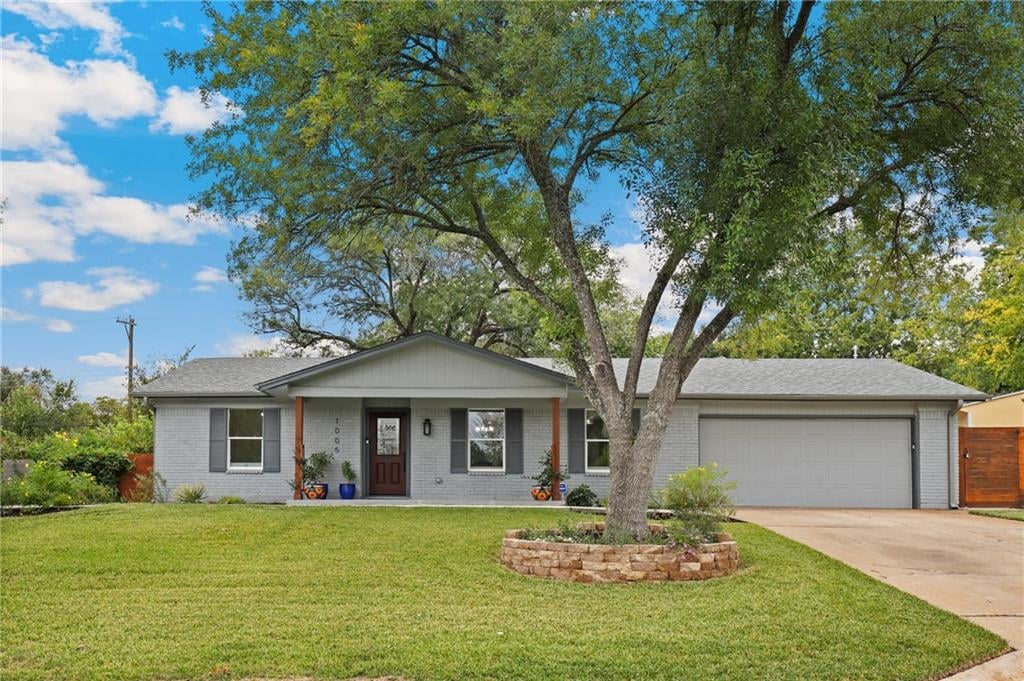 View 1005 Floradale Dr in North Acres Sec 03 1005 Floradale Dr - front exterior - Luxury home in North Acres Sec 03, Austin, TX