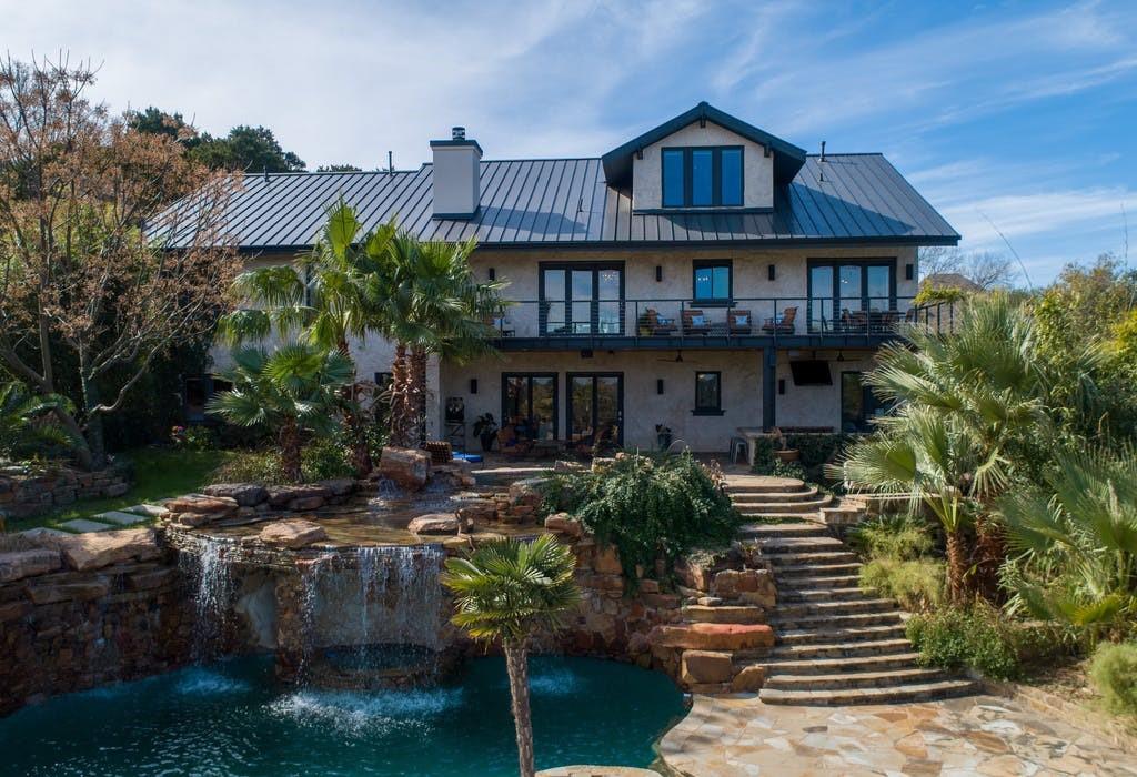 View 1005 N Weston LN in Rob Roy On Lake Sec 01 1005 N Weston LN - property photo 1 - Luxury home in Rob Roy On Lake Sec 01, Austin, TX