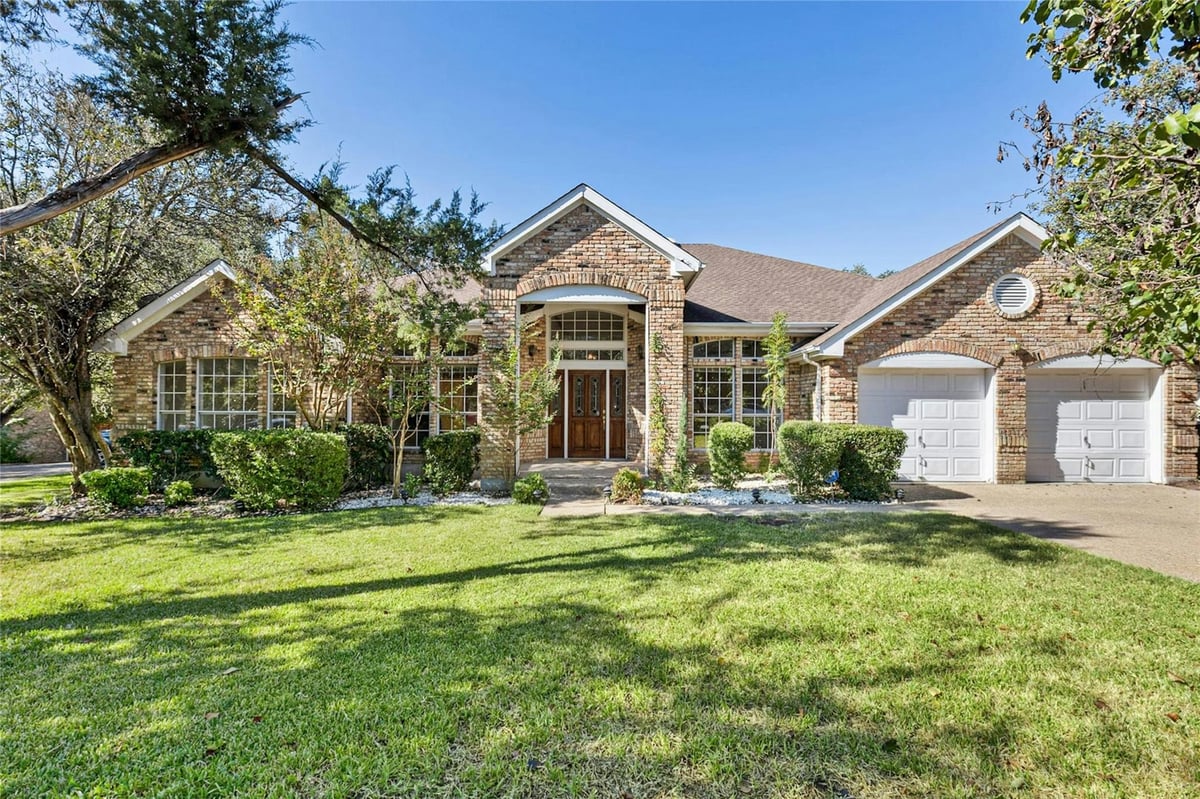 View 10052 Circleview DR in Barton Creek West 10052 Circleview DR - front exterior - Luxury home in Barton Creek West, Austin, TX