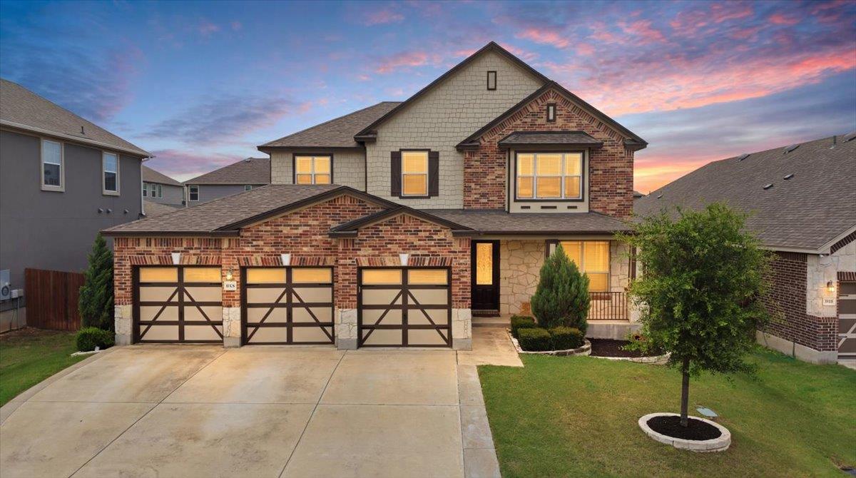 View 1006 Toltec TRL in La Conterra Sub Sec 7 1006 Toltec TRL - front exterior - Luxury home in La Conterra Sub Sec 7, Georgetown, TX